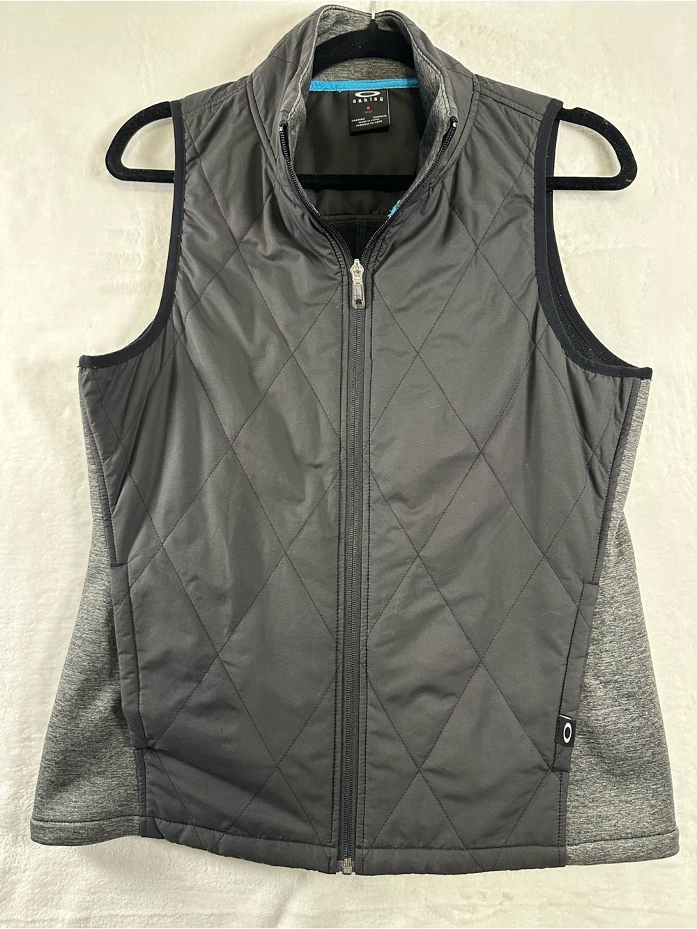 Oakley Quilted Gray Women’s Zip-Front Vest